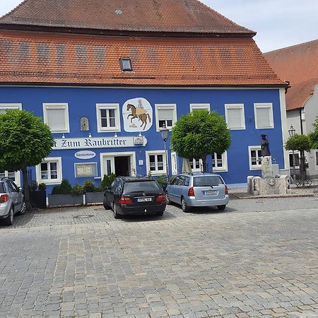 Pension "Zum Raubritter" Langquaid المظهر الخارجي الصورة
